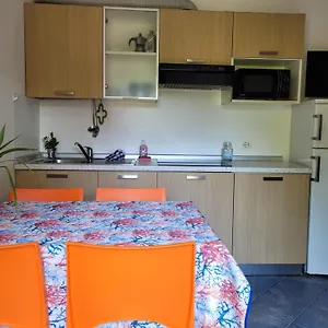Désirée Aparthotel